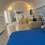 To Be Konukevi Capri